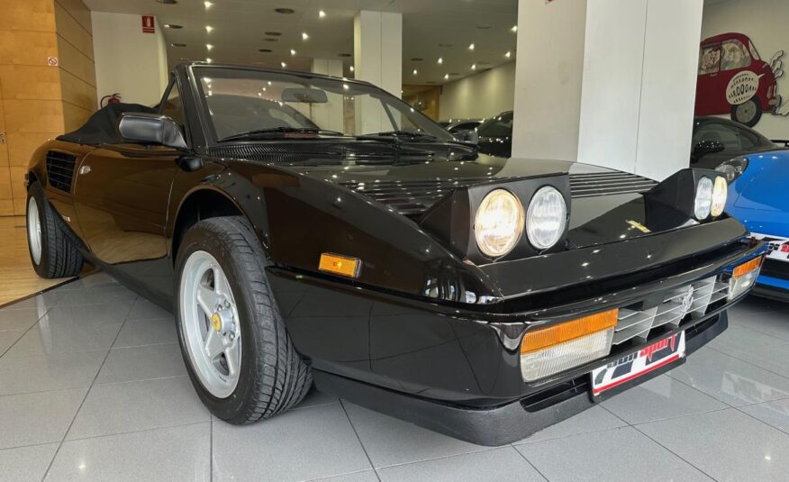 Ferrari Mondial