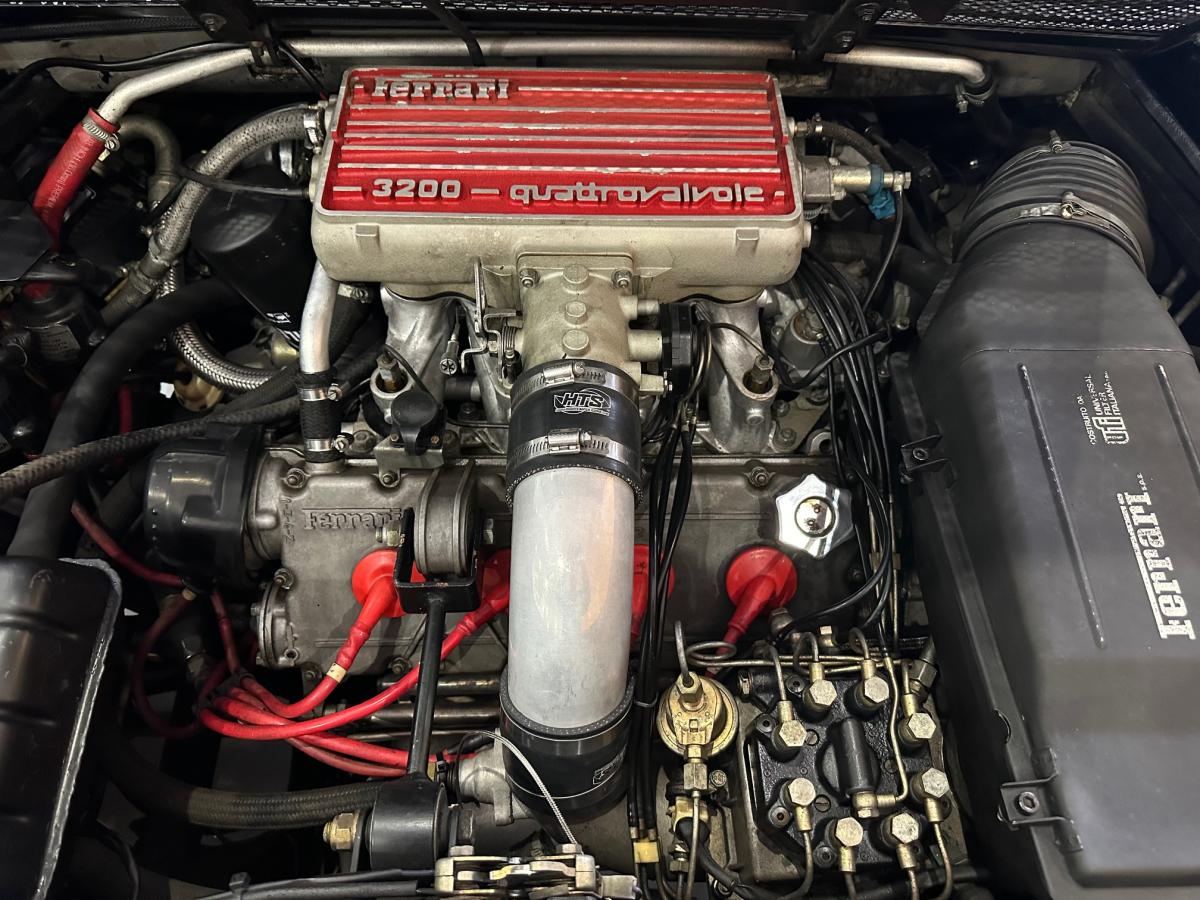 Ferrari Mondial