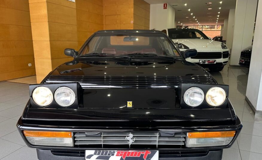 Ferrari Mondial