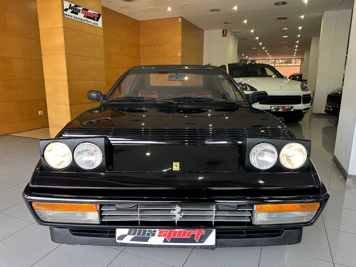 Ferrari Mondial