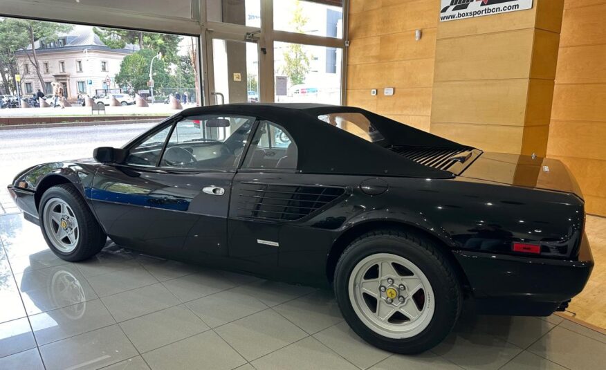 Ferrari Mondial